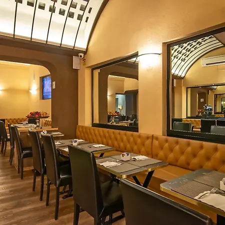 Отель Accademia 3*