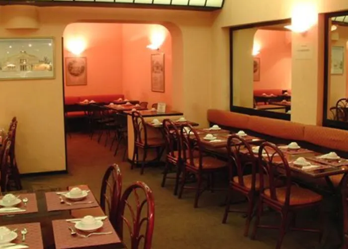 Accademia Hotel Roma